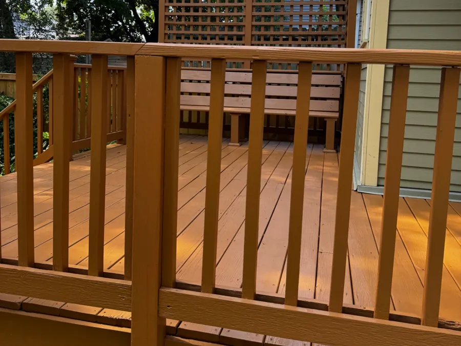 Deck Cleaning & Sealing